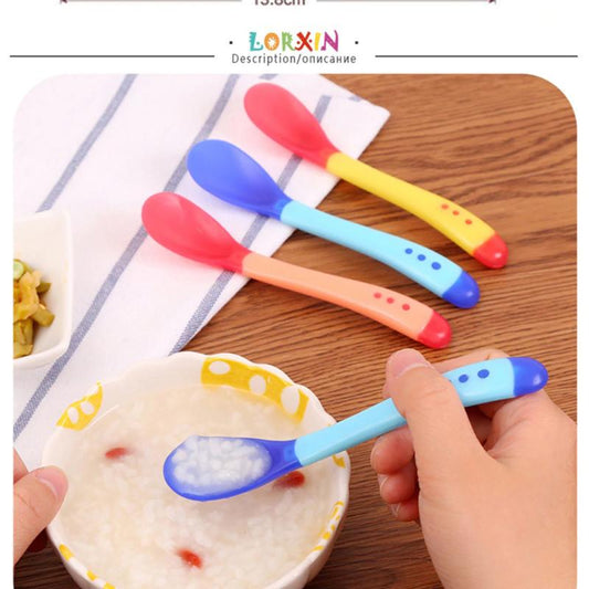 Silicone Baby Feeding Spoon Infant Temperature Sensing Weaning Soft Head Solid Spoons for 4 - 24 Months Baby Utensil Solid Feeding - KIWI UNIVERS