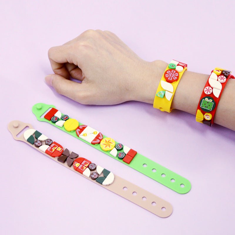 Children's DIY Toys Christmas Fun Puzzle Bracelet Small Particle Bagged Building Blocks Children's Christmas Gifts - KIWI UNIVERS