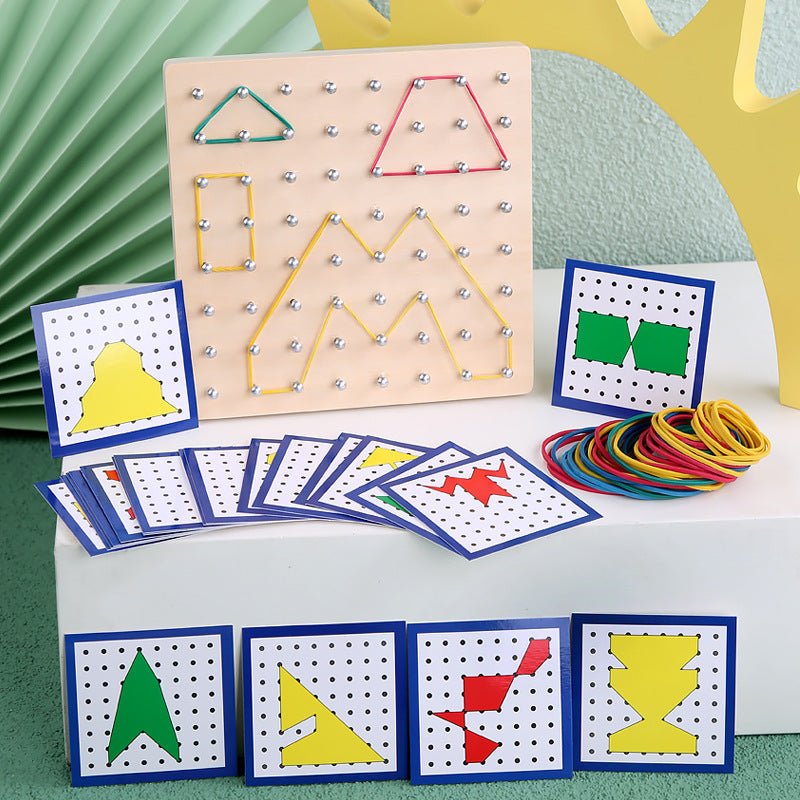 Tableau Montessori en Bois avec Clous Créatifs - KIWI UNIVERS