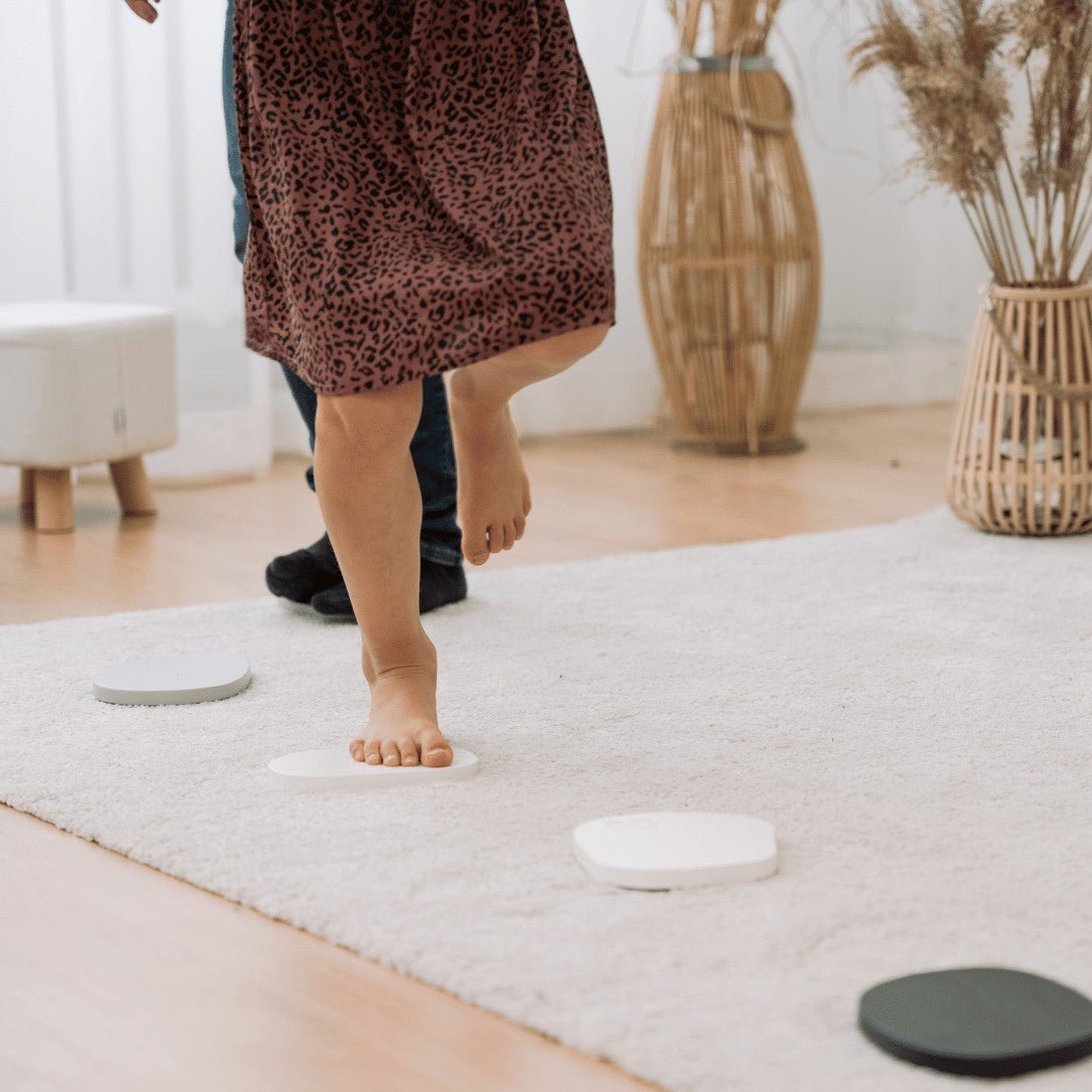 Tipi Montessori : Pierres d'équilibre - KIWI UNIVERS